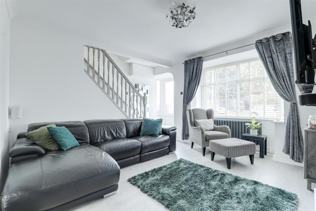 Doncaster Avenue, Sandiacre, Derbyshire, NG10 5FL