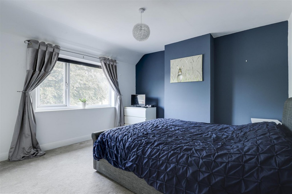 Doncaster Avenue, Sandiacre, Derbyshire, NG10 5FL