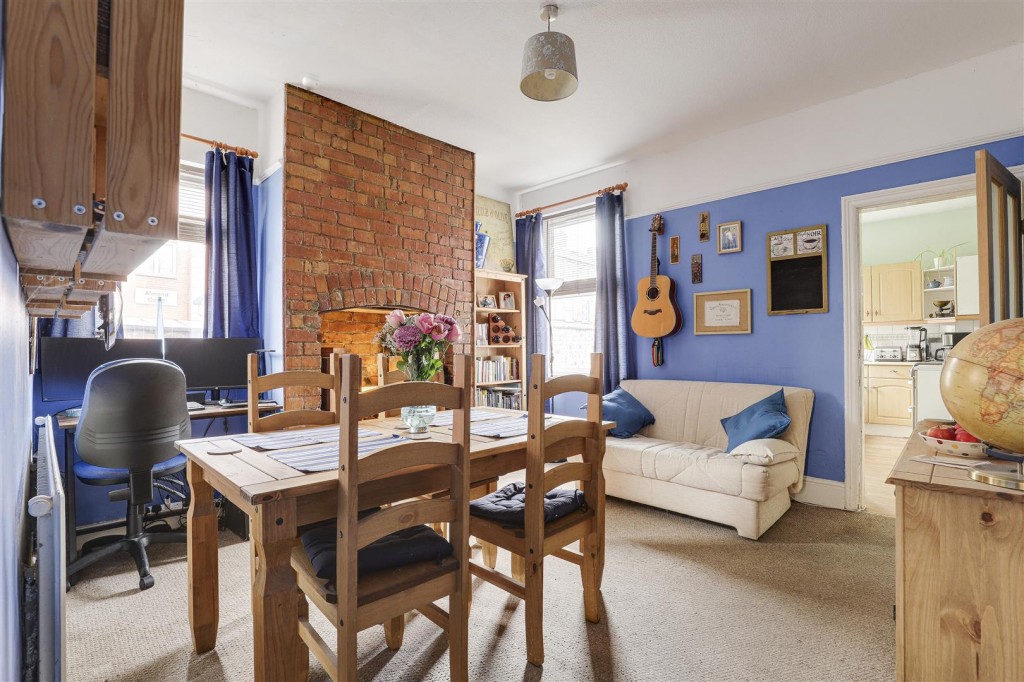 Glapton Road, The Meadows, Nottinghamshire, NG2 2FF