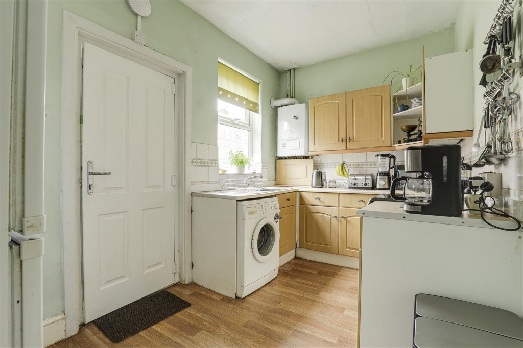 Glapton Road, The Meadows, Nottinghamshire, NG2 2FF