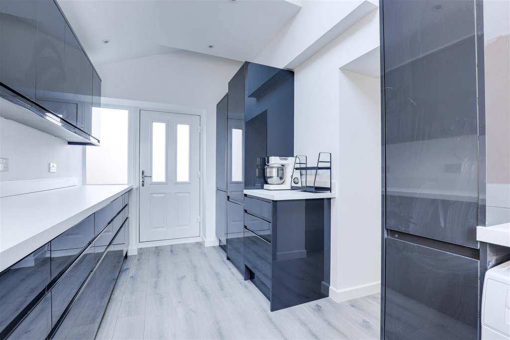 Mill Lane, Arnold, Nottinghamshire, NG5 7AU