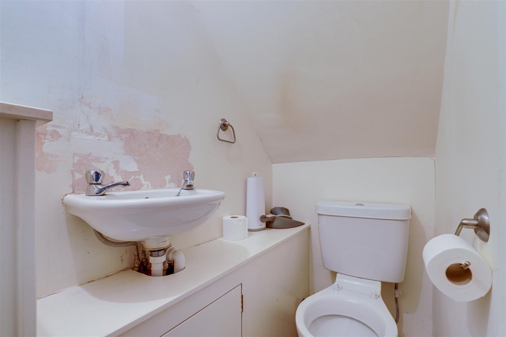 Mill Lane, Arnold, Nottinghamshire, NG5 7AU