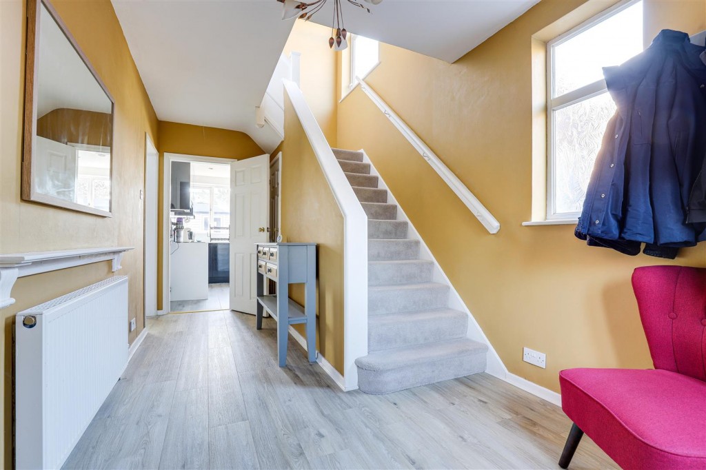 Mill Lane, Arnold, Nottinghamshire, NG5 7AU