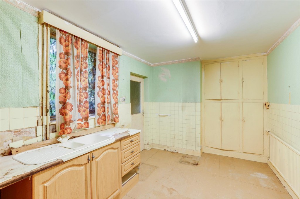 Cheltenham Street, Old Basford, Nottinghamshire, NG6 0ES