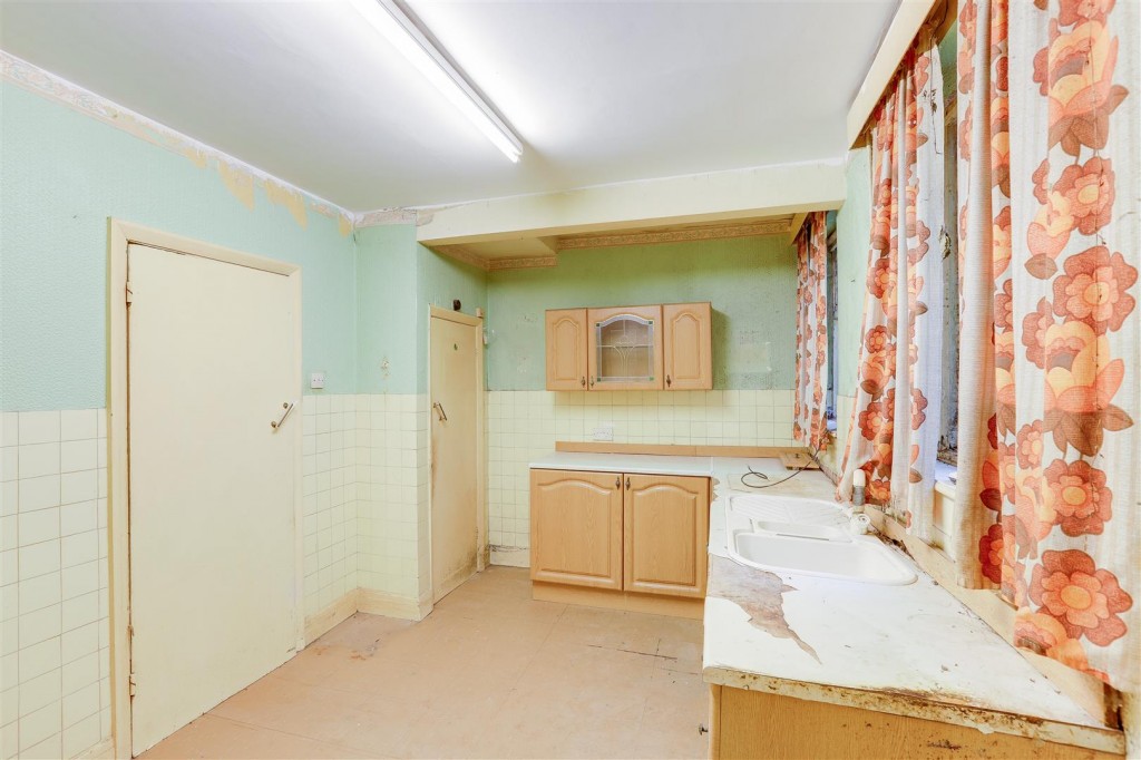 Cheltenham Street, Old Basford, Nottinghamshire, NG6 0ES