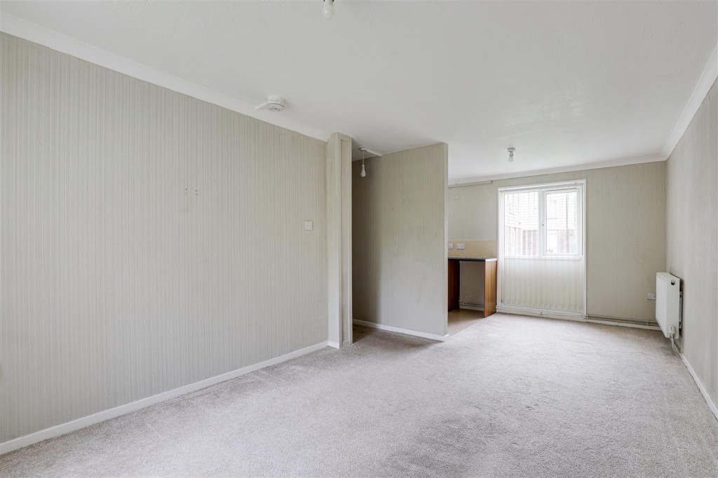 Wyton Close, Bestwood, Nottinghamshire, NG5 5GX