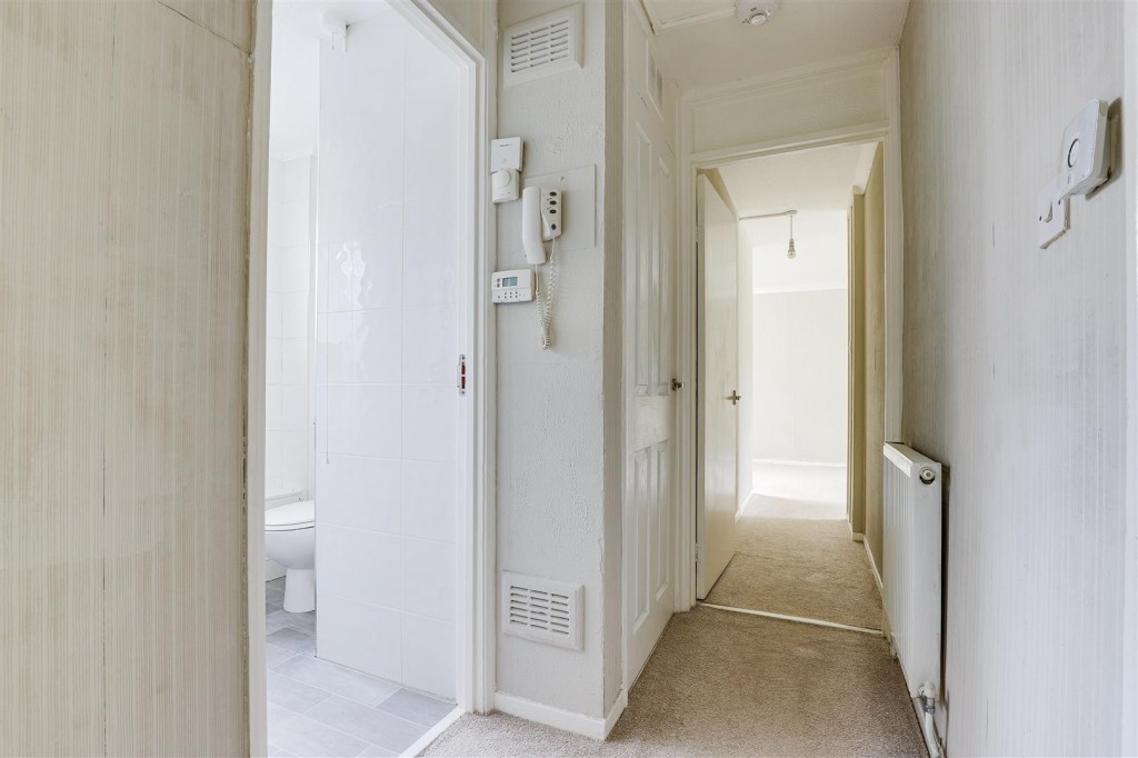 Wyton Close, Bestwood, Nottinghamshire, NG5 5GX