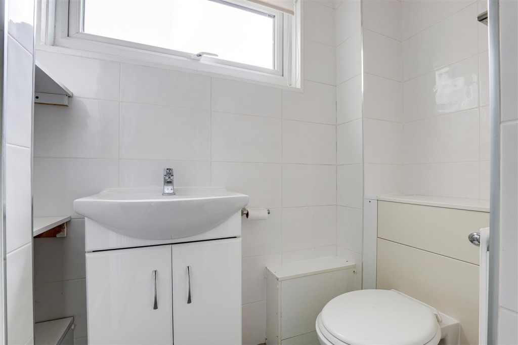 Wyton Close, Bestwood, Nottinghamshire, NG5 5GX