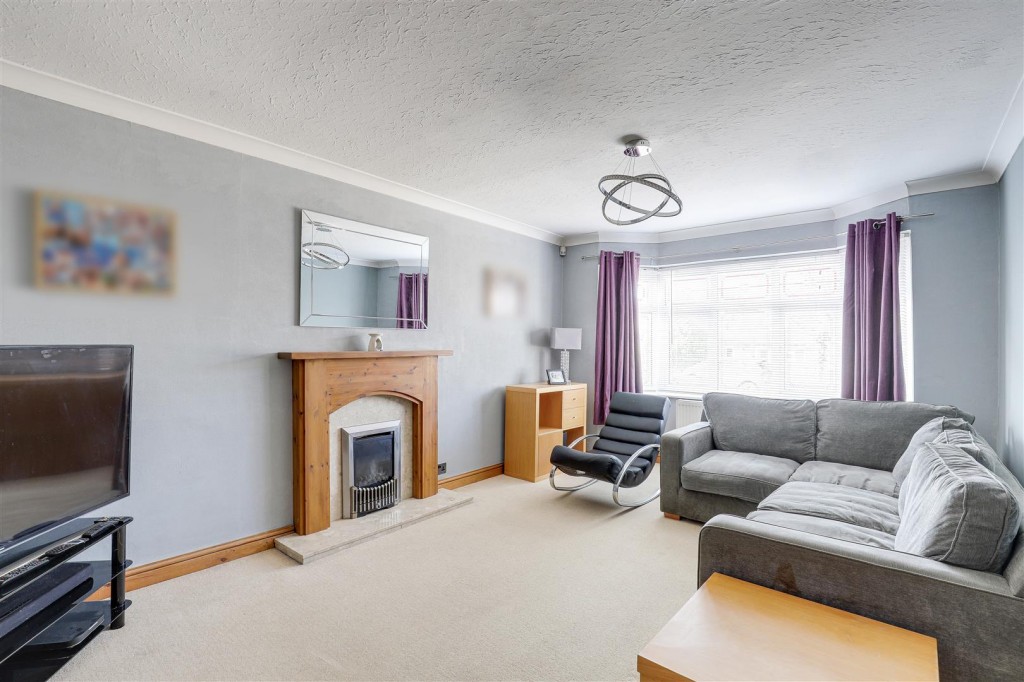Bispham Drive, Toton, Nottinghamshire, NG9 6GJ