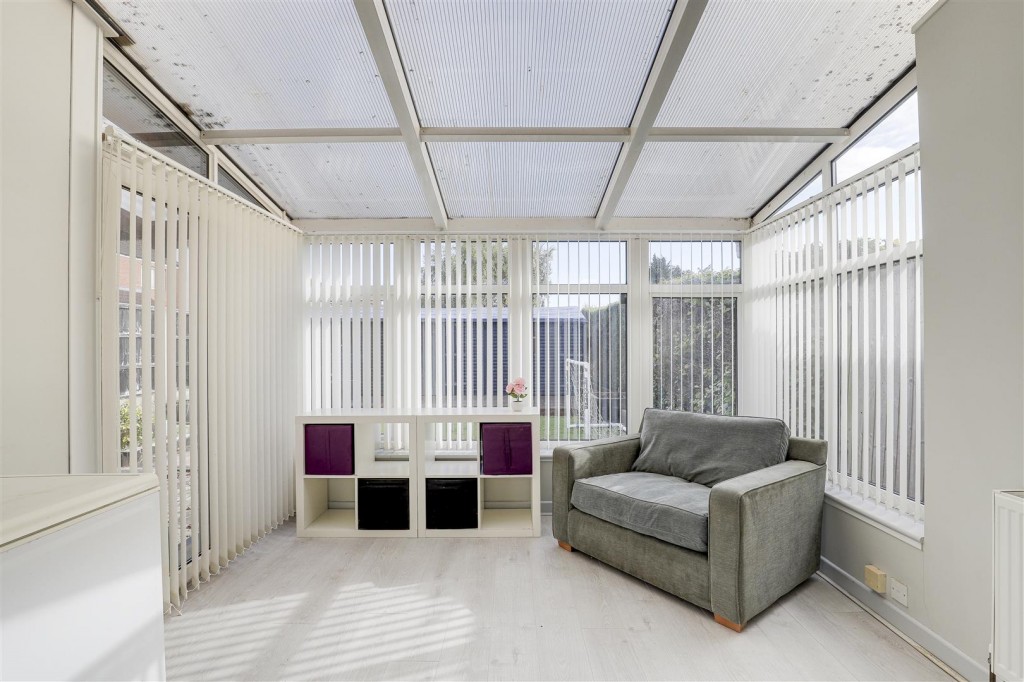 Bispham Drive, Toton, Nottinghamshire, NG9 6GJ