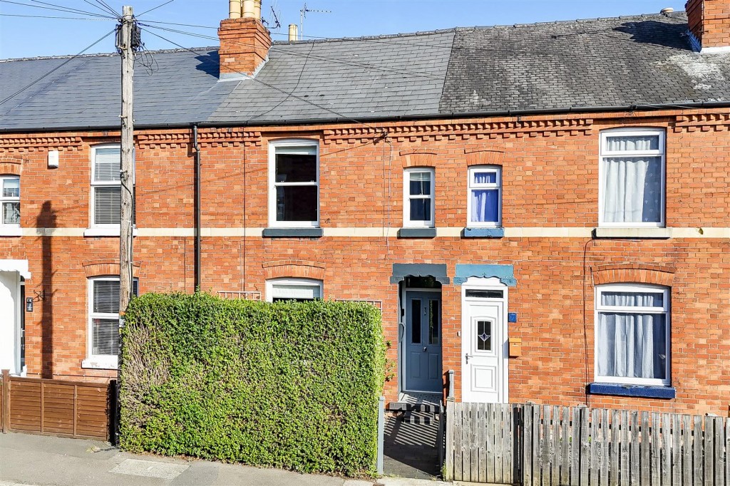 Park Road, Carlton, Nottinghamshire, NG4 3DE