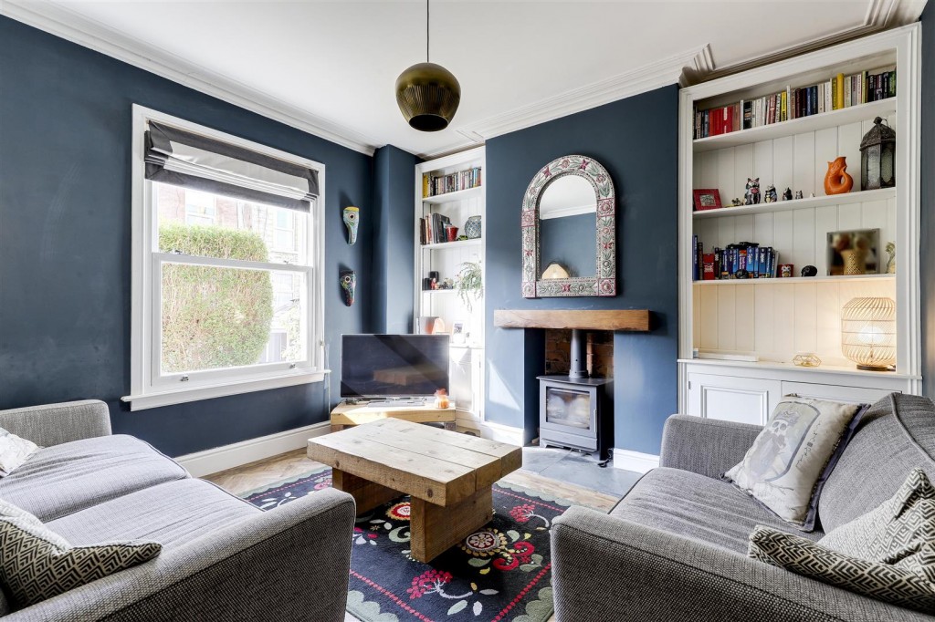 Park Road, Carlton, Nottinghamshire, NG4 3DE