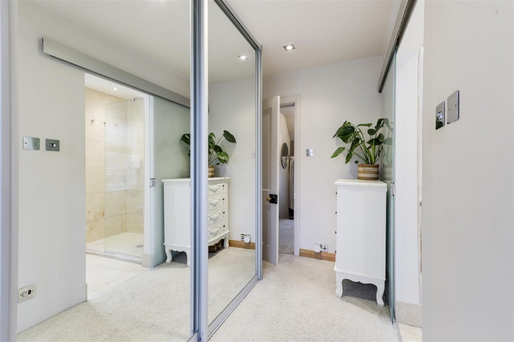 Caythorpe Road, Caythorpe, Nottinghamshire, NG14 7EB