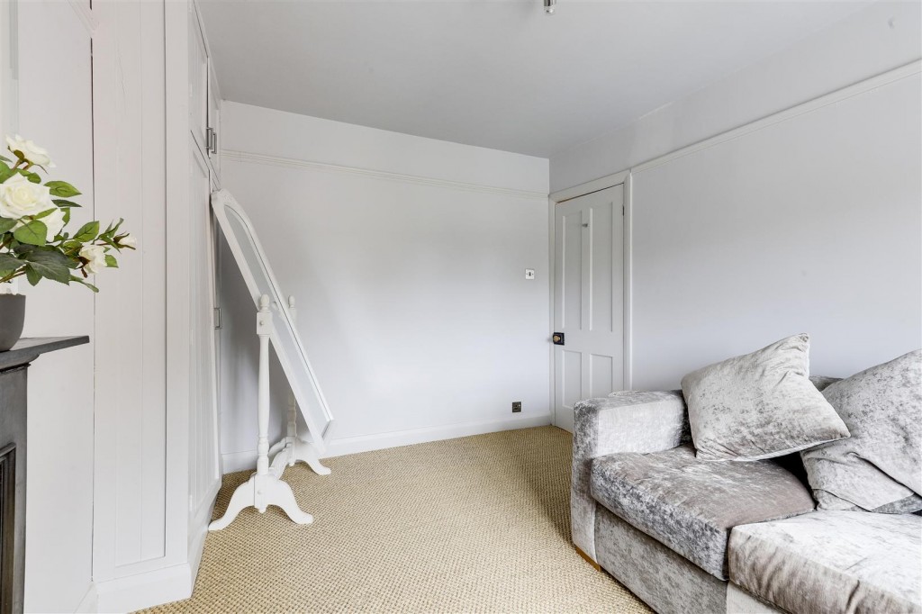 Caythorpe Road, Caythorpe, Nottinghamshire, NG14 7EB