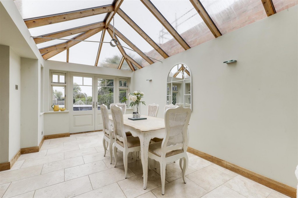 Caythorpe Road, Caythorpe, Nottinghamshire, NG14 7EB