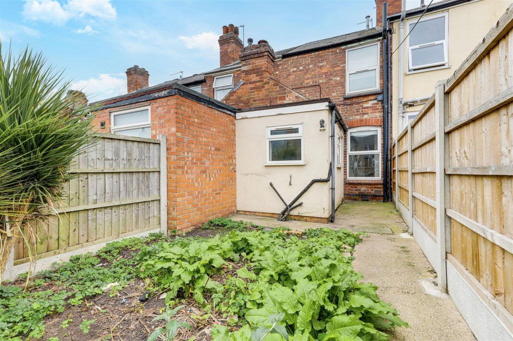 Loughborough Avenue, Sneinton, Nottinghamshire, NG2 4LP