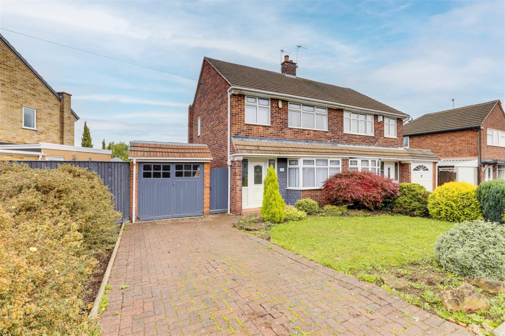 Shortwood Avenue, Hucknall, Nottinghamshire, NG15 6DD