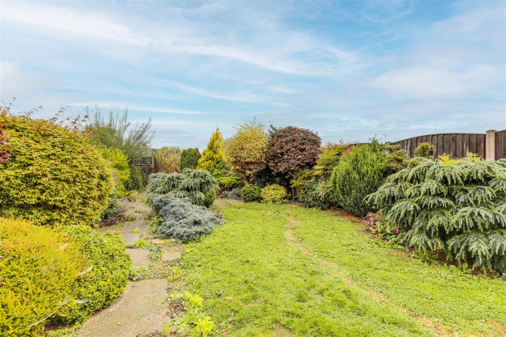 Shortwood Avenue, Hucknall, Nottinghamshire, NG15 6DD