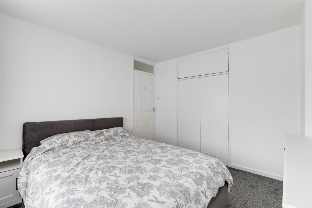 Shortwood Avenue, Hucknall, Nottinghamshire, NG15 6DD