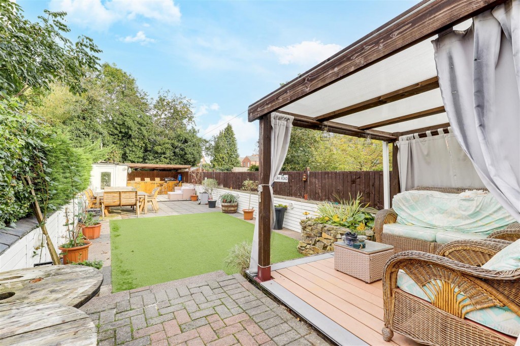 York Road, Long Eaton, Nottinghamshire, NG10 4NJ