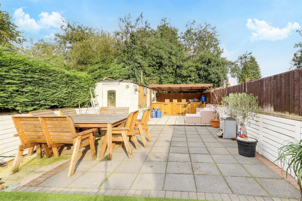 York Road, Long Eaton, Nottinghamshire, NG10 4NJ