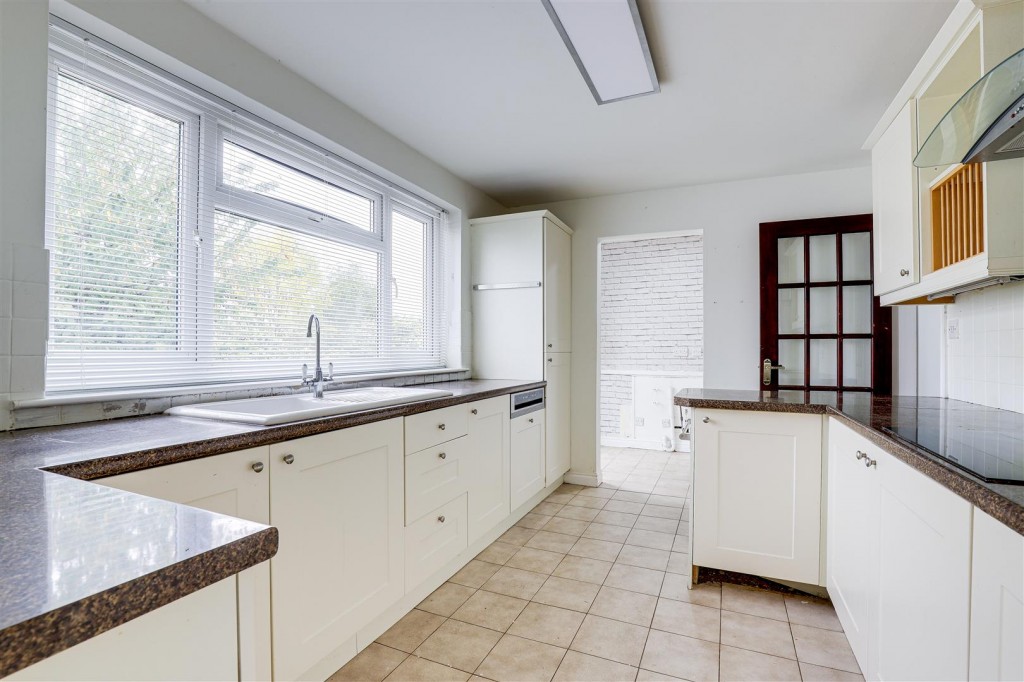 Carlton Vale Close, Carlton, Nottinghamshire, NG4 3RP