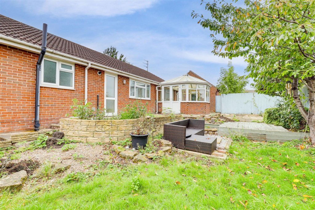 Carlton Vale Close, Carlton, Nottinghamshire, NG4 3RP