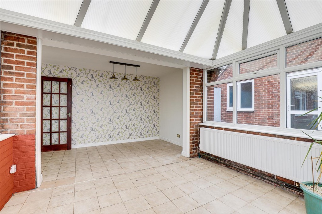 Carlton Vale Close, Carlton, Nottinghamshire, NG4 3RP