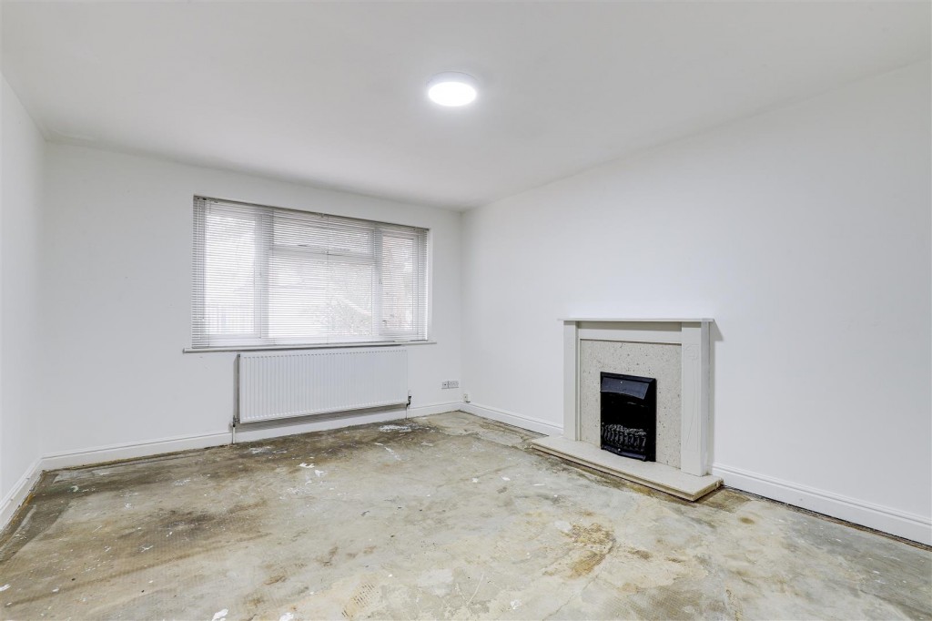 Carlton Vale Close, Carlton, Nottinghamshire, NG4 3RP