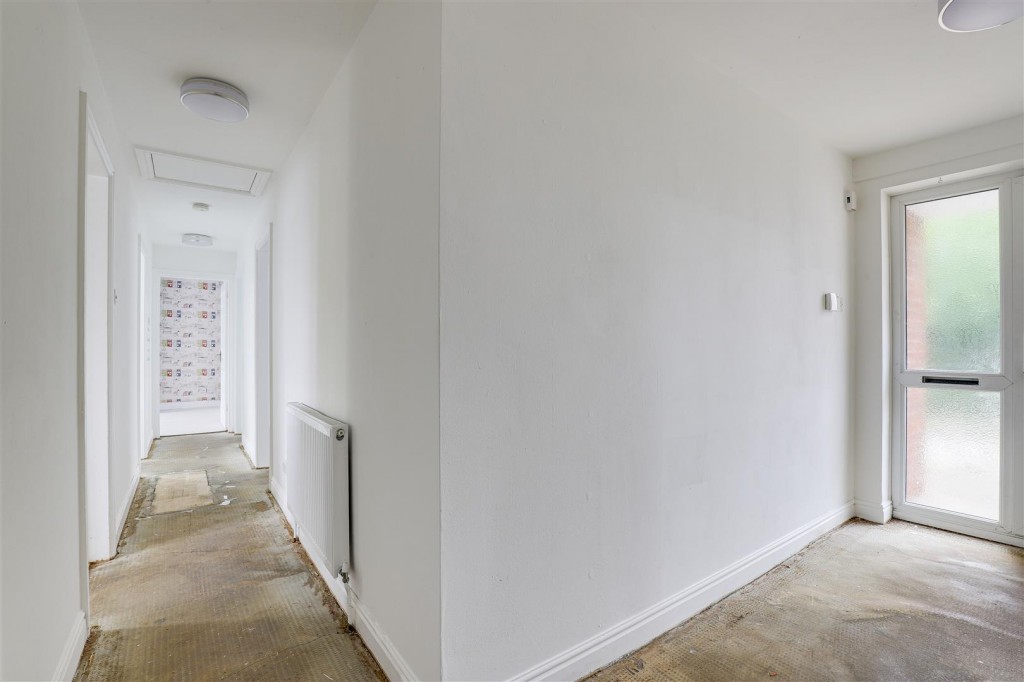 Carlton Vale Close, Carlton, Nottinghamshire, NG4 3RP