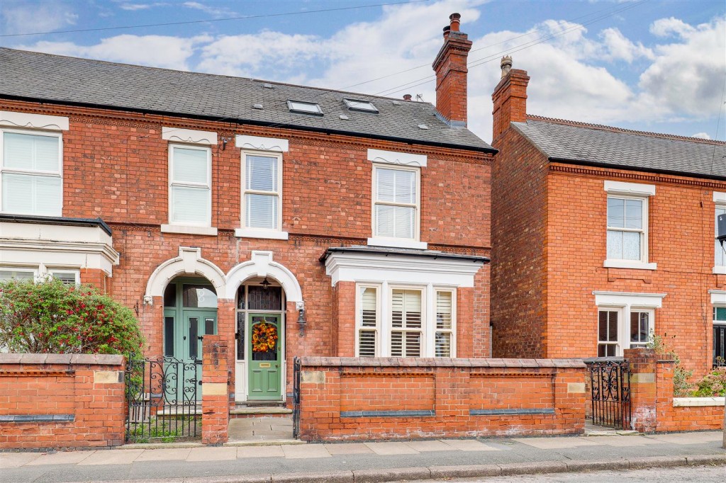 Curzon Street, Long Eaton, Derbyshire, NG10 4FT