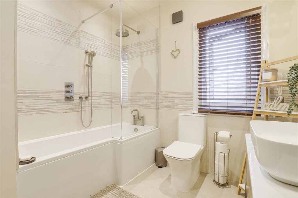 Curzon Street, Long Eaton, Derbyshire, NG10 4FT