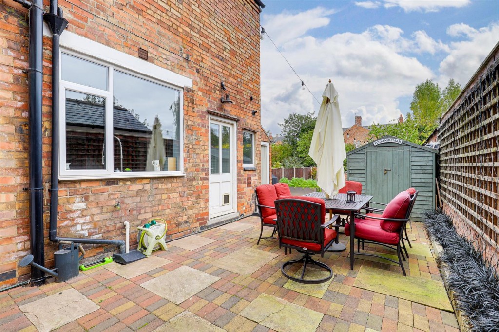 Curzon Street, Long Eaton, Derbyshire, NG10 4FT