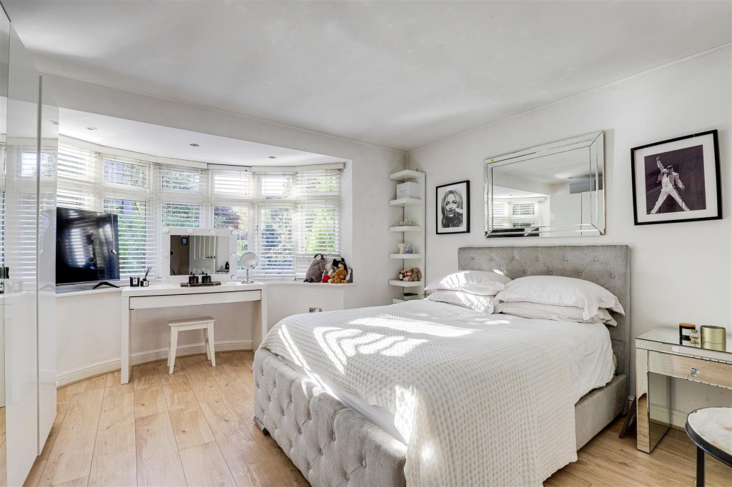 Private Road, Sherwood, Nottinghamshire, NG5 4DB