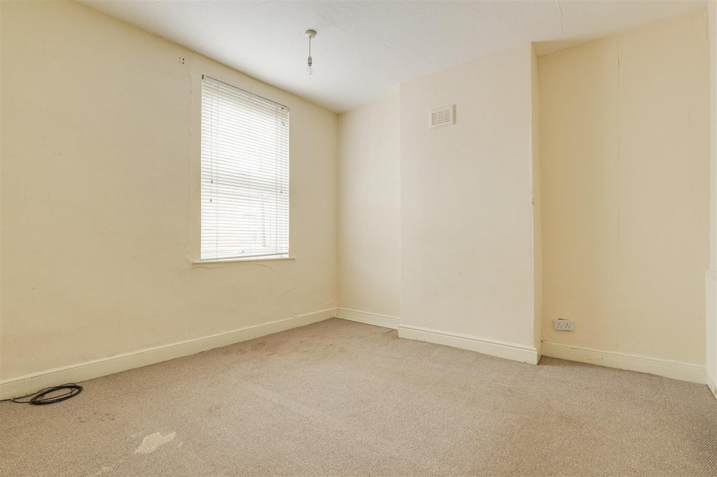 Birrell Road, Forest Fields, Nottinghamshire, NG7 6LT