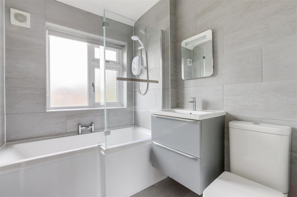 Acton Road, Arnold, Nottinghamshire, NG5 7AD