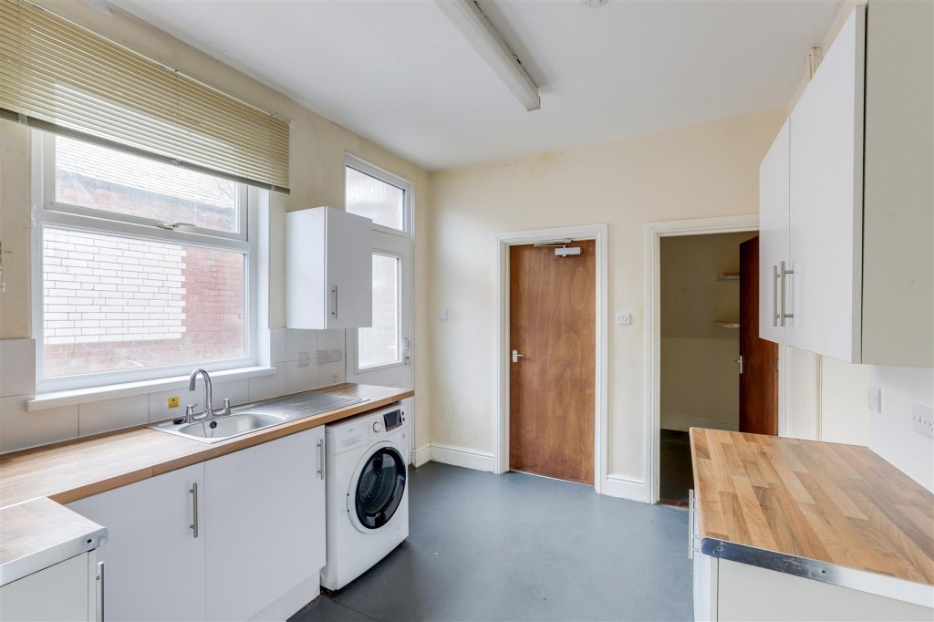 Minerva Street, Bulwell, Nottinghamshire, NG6 8GR