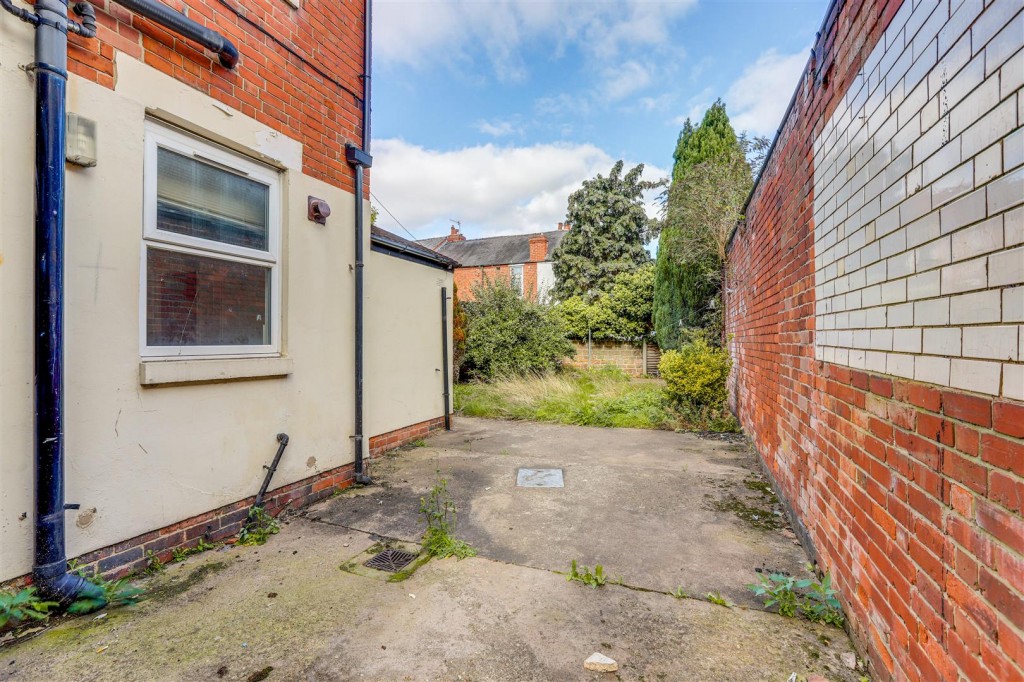 Minerva Street, Bulwell, Nottinghamshire, NG6 8GR