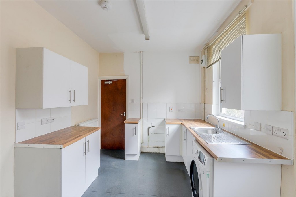 Minerva Street, Bulwell, Nottinghamshire, NG6 8GR