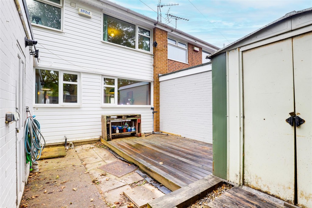 Glenlivet Gardens, Clifton, Nottinghamshire, NG11 8QB