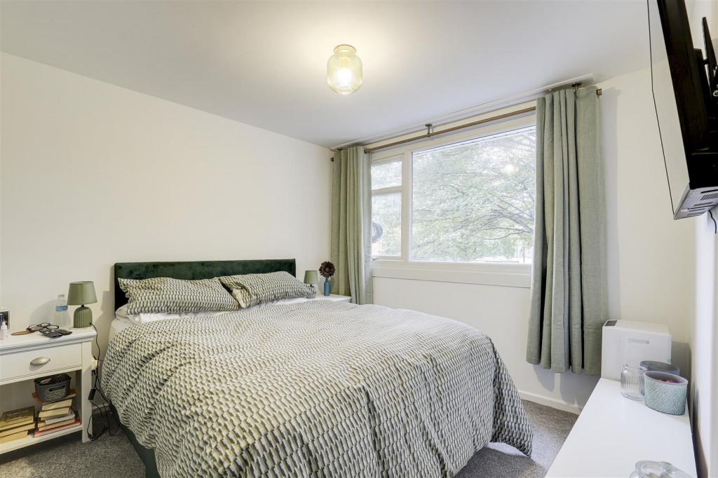 Glenlivet Gardens, Clifton, Nottinghamshire, NG11 8QB