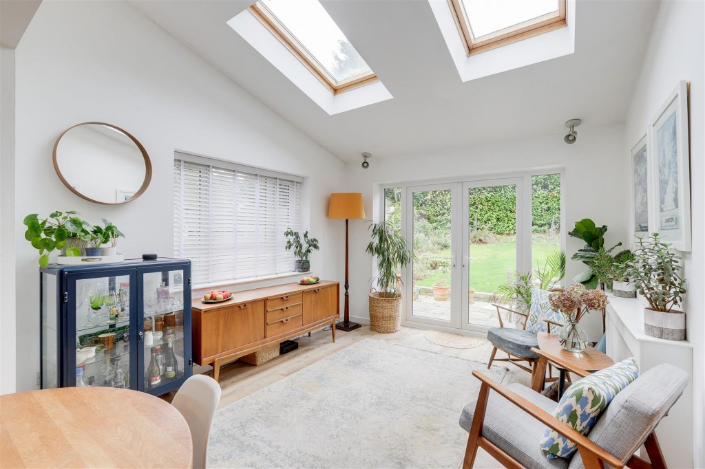 Byron Crescent, Ravenshead, Nottinghamshire, NG15 9GL