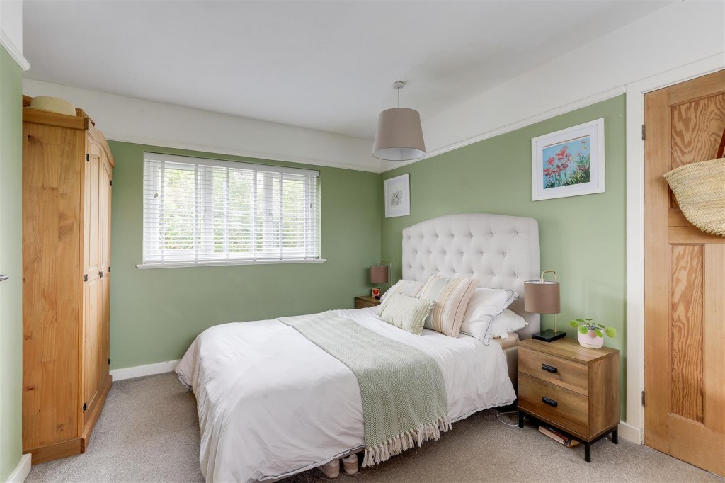 Byron Crescent, Ravenshead, Nottinghamshire, NG15 9GL