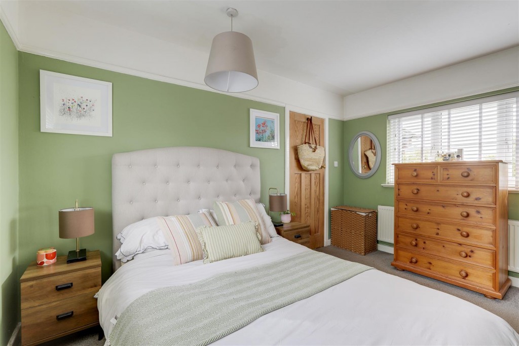 Byron Crescent, Ravenshead, Nottinghamshire, NG15 9GL