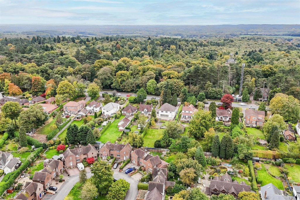 Byron Crescent, Ravenshead, Nottinghamshire, NG15 9GL