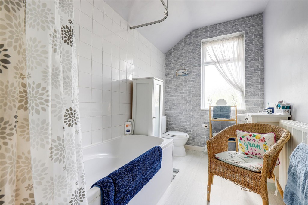 Repton Road, Bulwell, Nottinghamshire, NG6 9GF