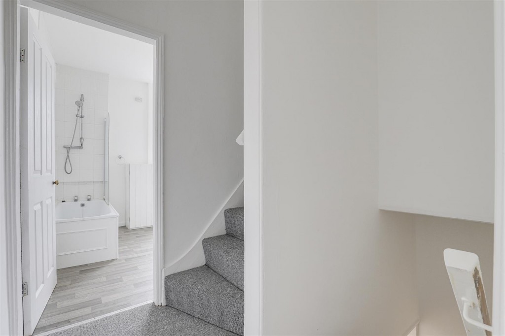 Thorneywood Rise, Thorneywood, Nottinghamshire, NG3 2PE