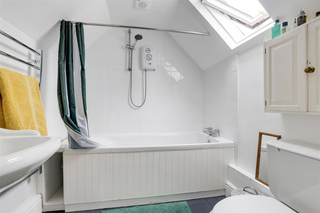 Chapel Lane, Costock, Loughborough, LE12 6UY