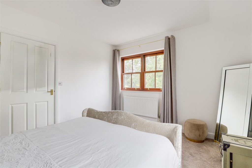 Manor House Close, Wilford Village, Nottinghamshire, NG11 7BR