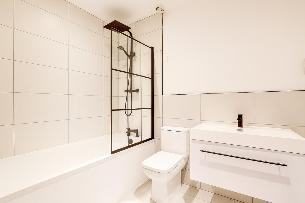 Manor House Close, Wilford Village, Nottinghamshire, NG11 7BR